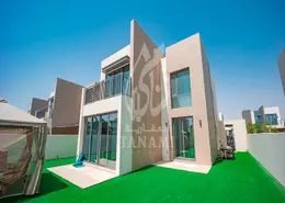 3 Bedrooms of 4745 Sq Ft Villa for Sale in AED 3400000 at Dubai South Dubai