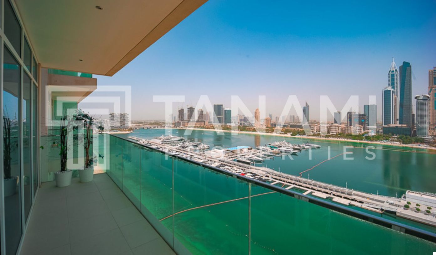 3 Bedrooms  of 1909 Sq Ft Apartment for Sale in AED 6300000 at Emaar Beachfront Dubai